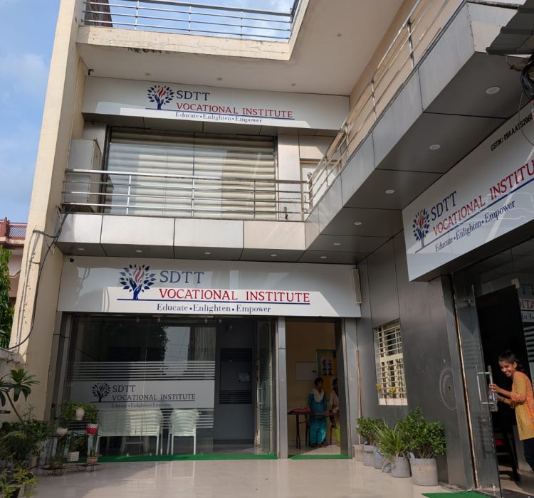 WhatsApp Image 2025-08-06 at 17.01.53 (2)