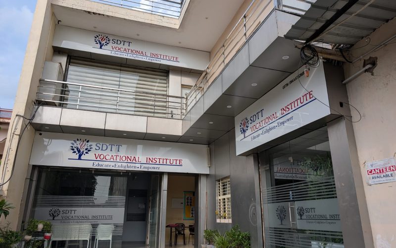 Best Skill Development Institute for Women in Mathura